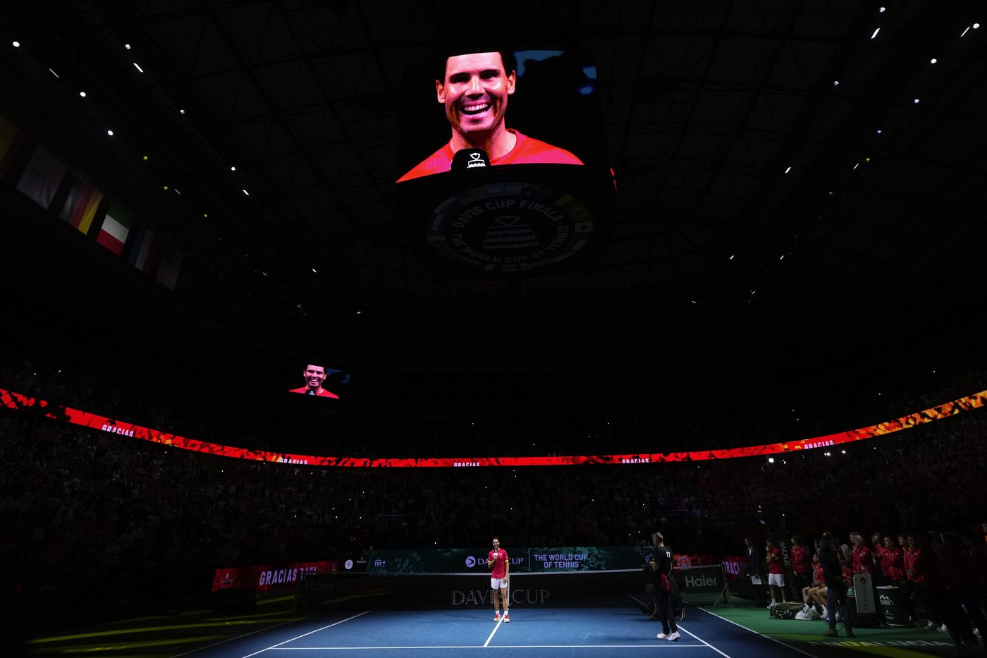 An emotional Rafael Nadal retires at the Davis Cup after he loses and Spain is eliminated | iNFOnews.ca
