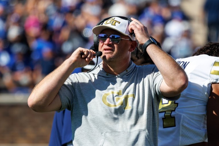 Brent Key, undefeated and 7th-ranked Yellow Jackets have their guard up against Syracuse | iNFOnews.ca