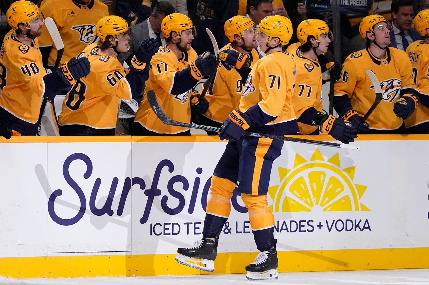 Forsberg has a goal and 2 assists to lead surging Predators over slumping Sharks 6-3 | iNFOnews.ca Forsberg has a goal and 2 assists to lead surging Predators over slumping Sharks 6-3 | iNFOnews.ca