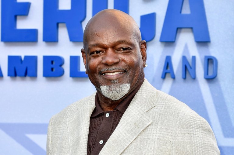 Former Cowboys running back Emmitt Smith is sued by investor over wind farm project | iNFOnews.ca