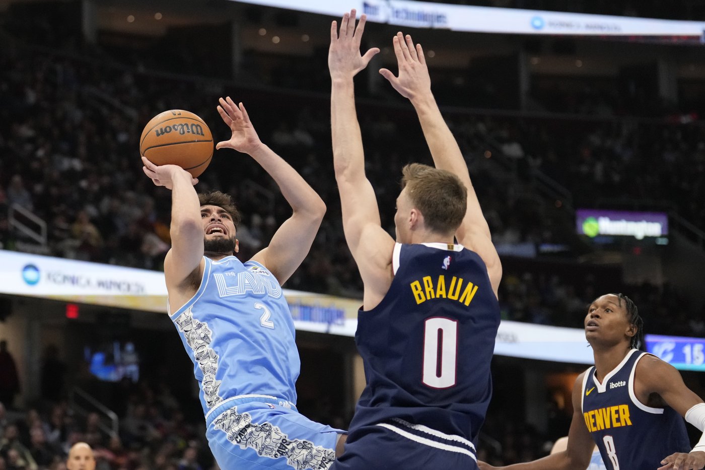 Donovan Mitchell scores 28 as Cavaliers improve to 13-1 at home by beating Jokic and Nuggets 126-114 | iNFOnews.ca Donovan Mitchell scores 28 as Cavaliers improve to 13-1 at home by beating Jokic and Nuggets 126-114 | iNFOnews.ca