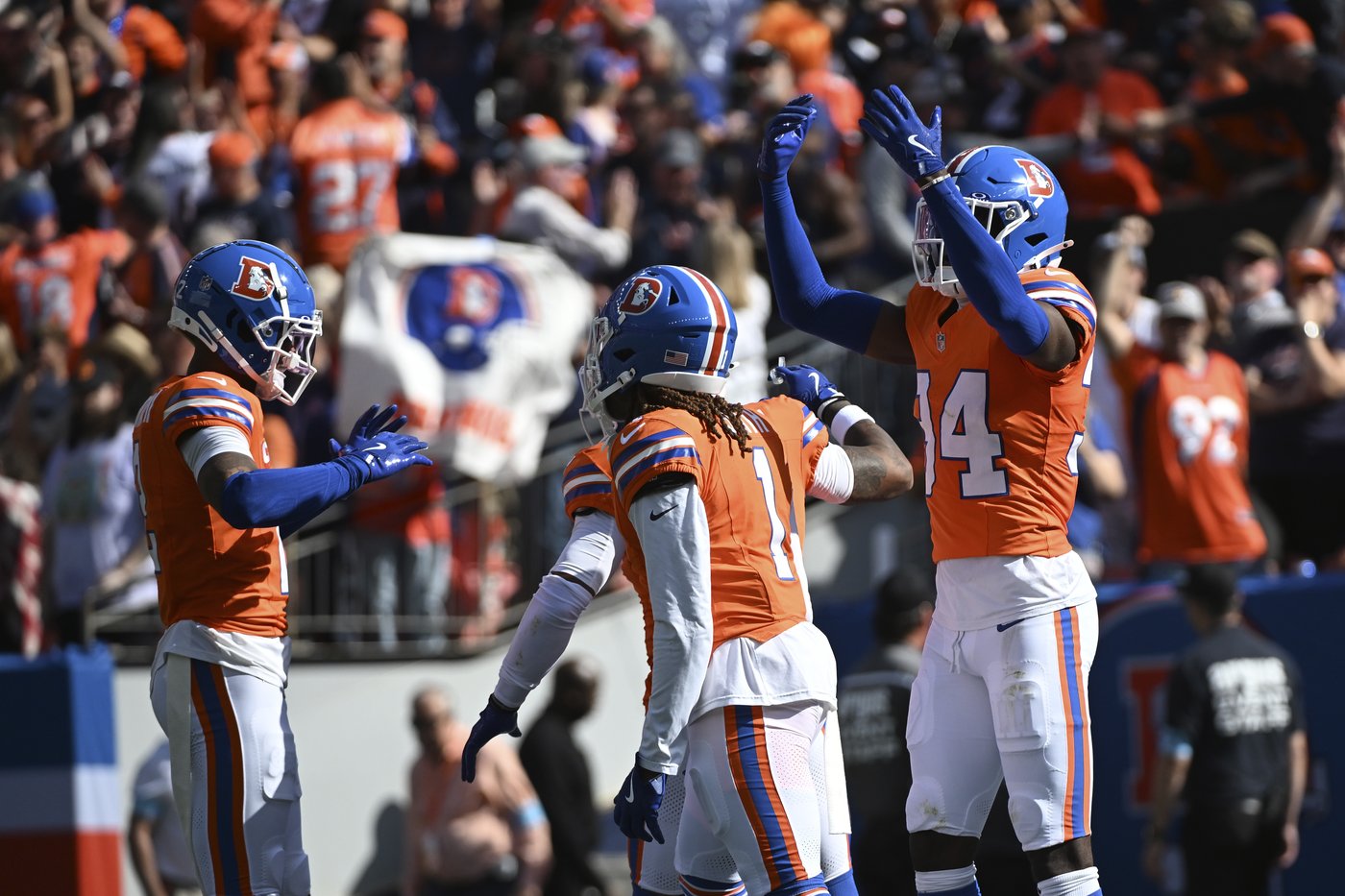 Surtain's two interceptions power Broncos past Raiders 34-18, snapping 8-game skid against Las Vegas | iNFOnews.ca Surtain's two interceptions power Broncos past Raiders 34-18, snapping 8-game skid against Las Vegas | iNFOnews.ca