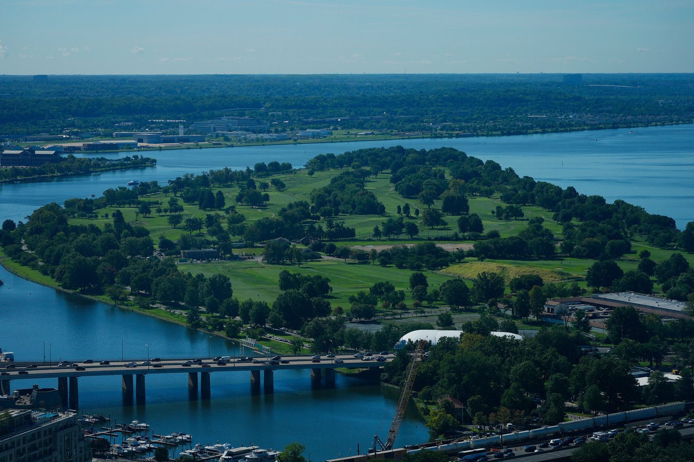 Park Service quietly awards contracts to work on Trump’s takeover of East Potomac golf course | iNFOnews.ca