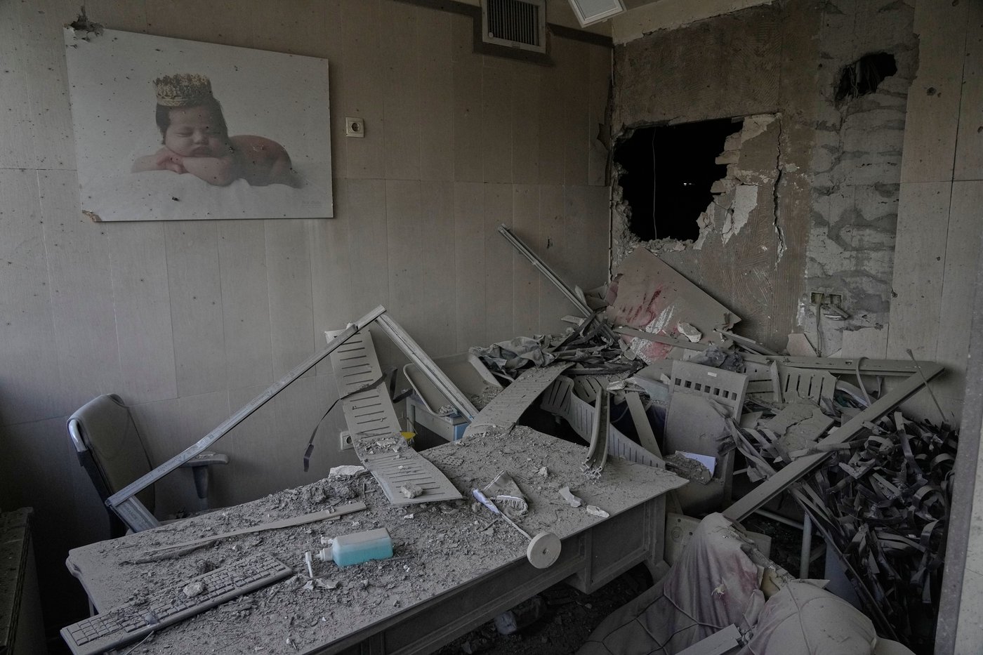 The top photos of the day by AP's photojournalists | iNFOnews.ca