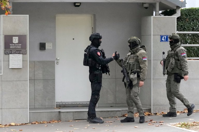 Serbian police say assailant killed after attacking a guard outside the Israeli Embassy in Belgrade | iNFOnews.ca
