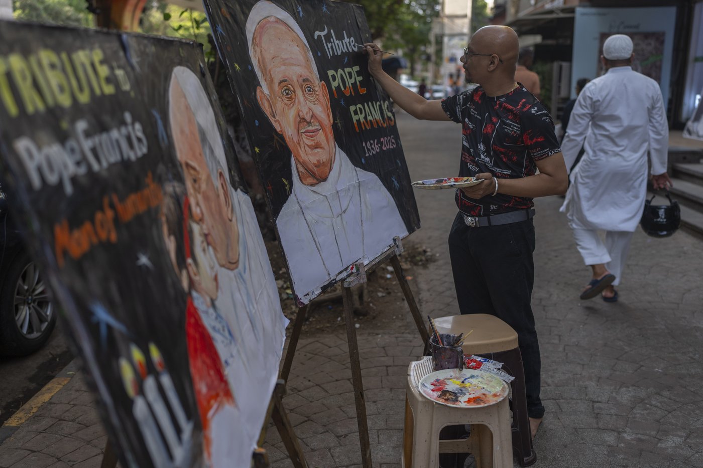 PHOTO COLLECTION: Depictions of Pope Francis | iNFOnews.ca