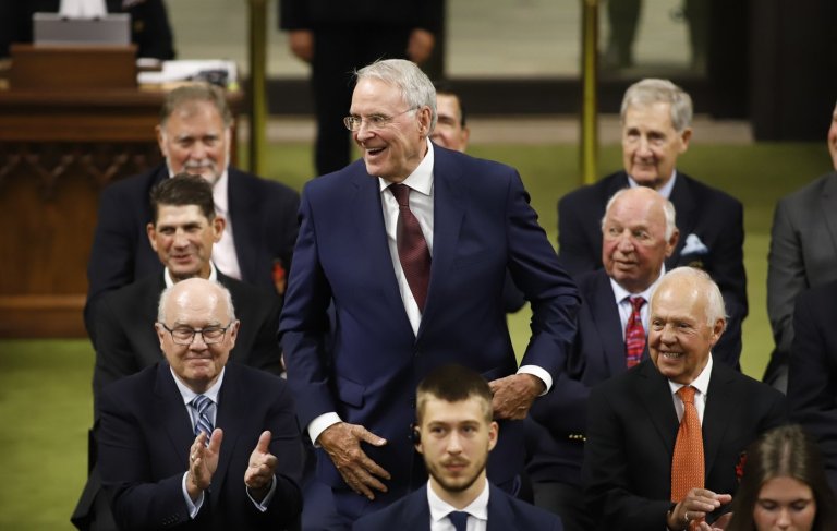 Former Canadiens star goaltender Ken Dryden dies of cancer at age 78 | iNFOnews.ca