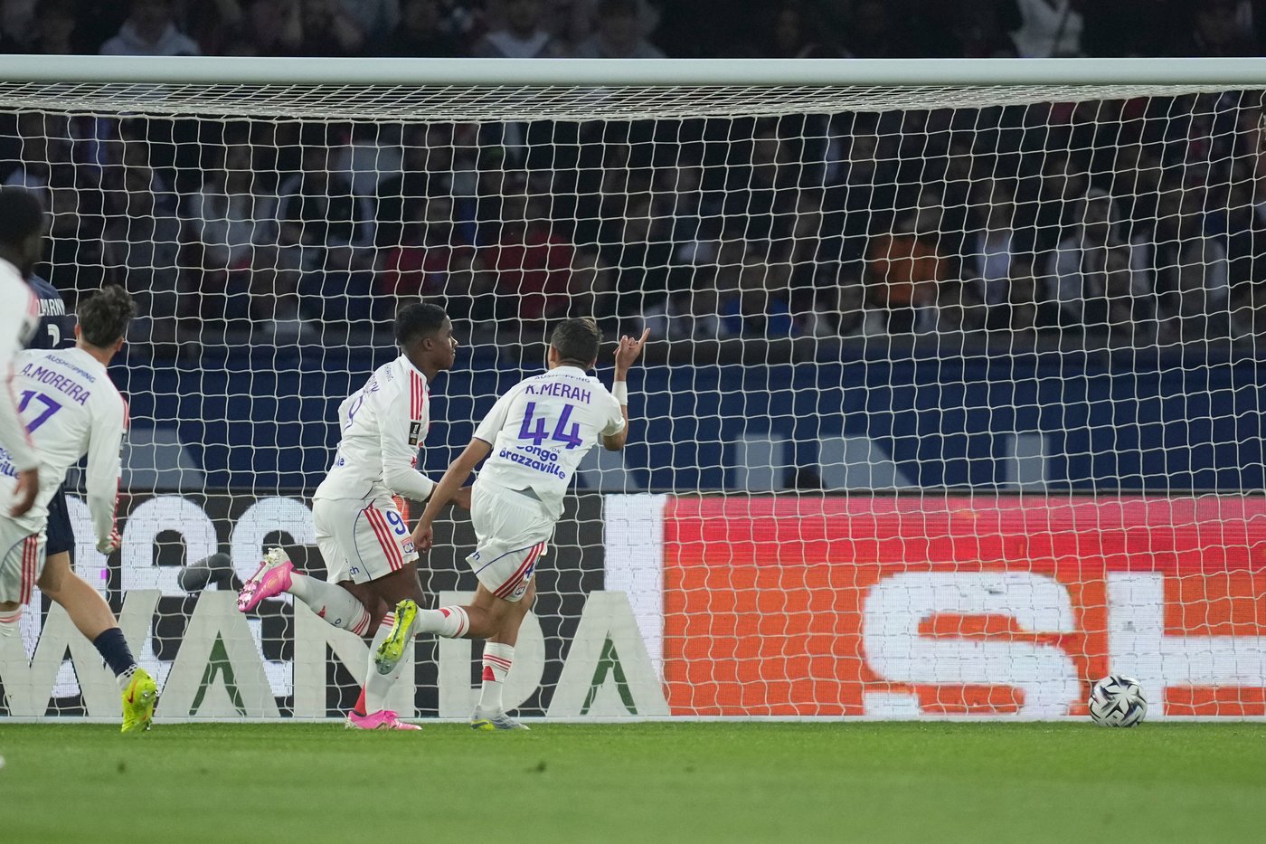 Endrick stars as Lyon beats PSG 2-1 to give Lens renewed hope in Ligue 1 title race | iNFOnews.ca
