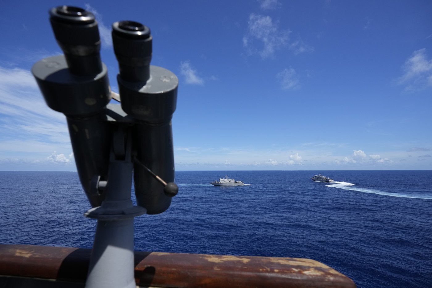 Philippine forces retake an island in mock combat as China's navy watches | iNFOnews.ca Philippine forces retake an island in mock combat as China's navy watches | iNFOnews.ca