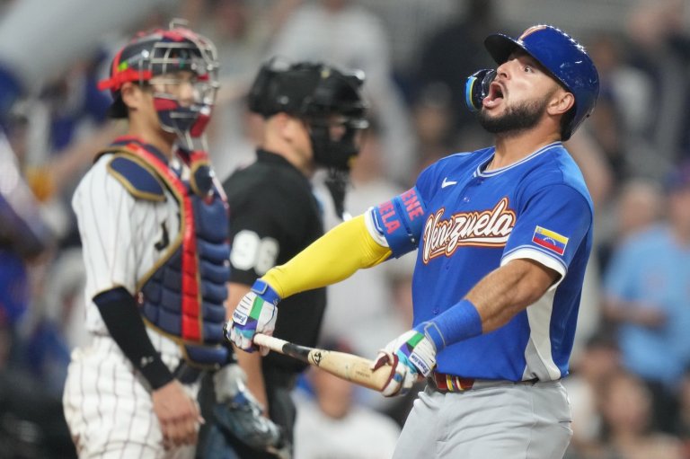 Venezuela rallies to beat Shohei Ohtani and defending champ Japan 8-5, advance to WBC semis | iNFOnews.ca