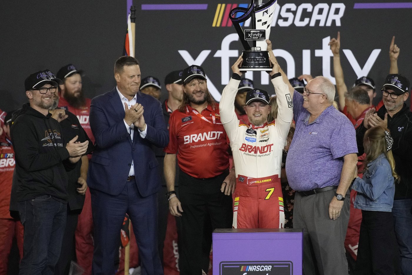 Justin Allgaier wins 1st NASCAR Xfinity title, capping comeback by passing Hill and Custer late | iNFOnews.ca Justin Allgaier wins 1st NASCAR Xfinity title, capping comeback by passing Hill and Custer late | iNFOnews.ca