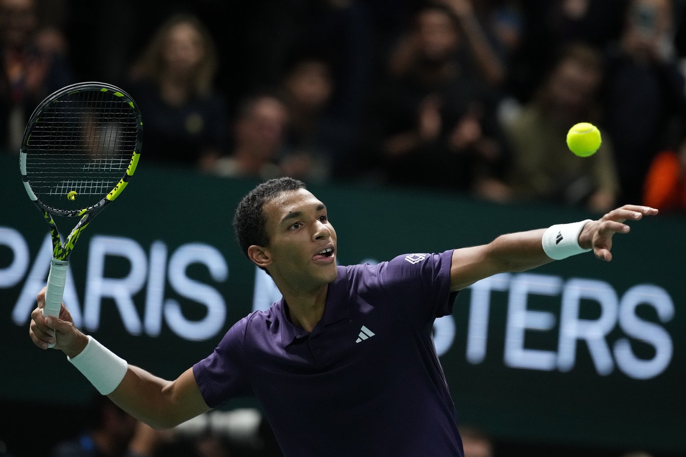 Auger-Aliassime beats Bublik to set up Paris Masters final against either Sinner or Zverev | iNFOnews.ca Auger-Aliassime beats Bublik to set up Paris Masters final against either Sinner or Zverev | iNFOnews.ca