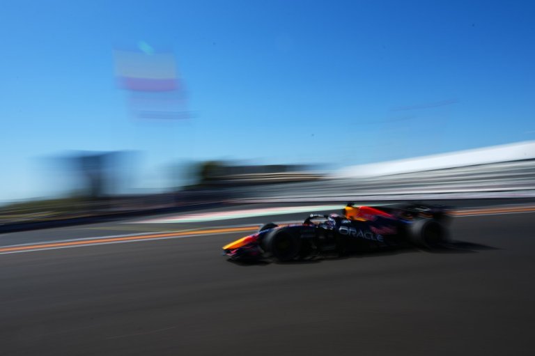 Formula 1 to cut official race distances from 305 to 290 kilometers | iNFOnews.ca