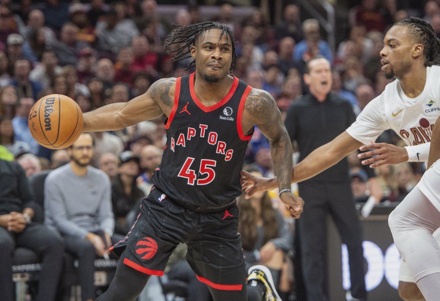 Mitchell's 26 points help Cavs improve to 17-1, stay perfect at home with 122-108 win over Raptors | iNFOnews.ca
