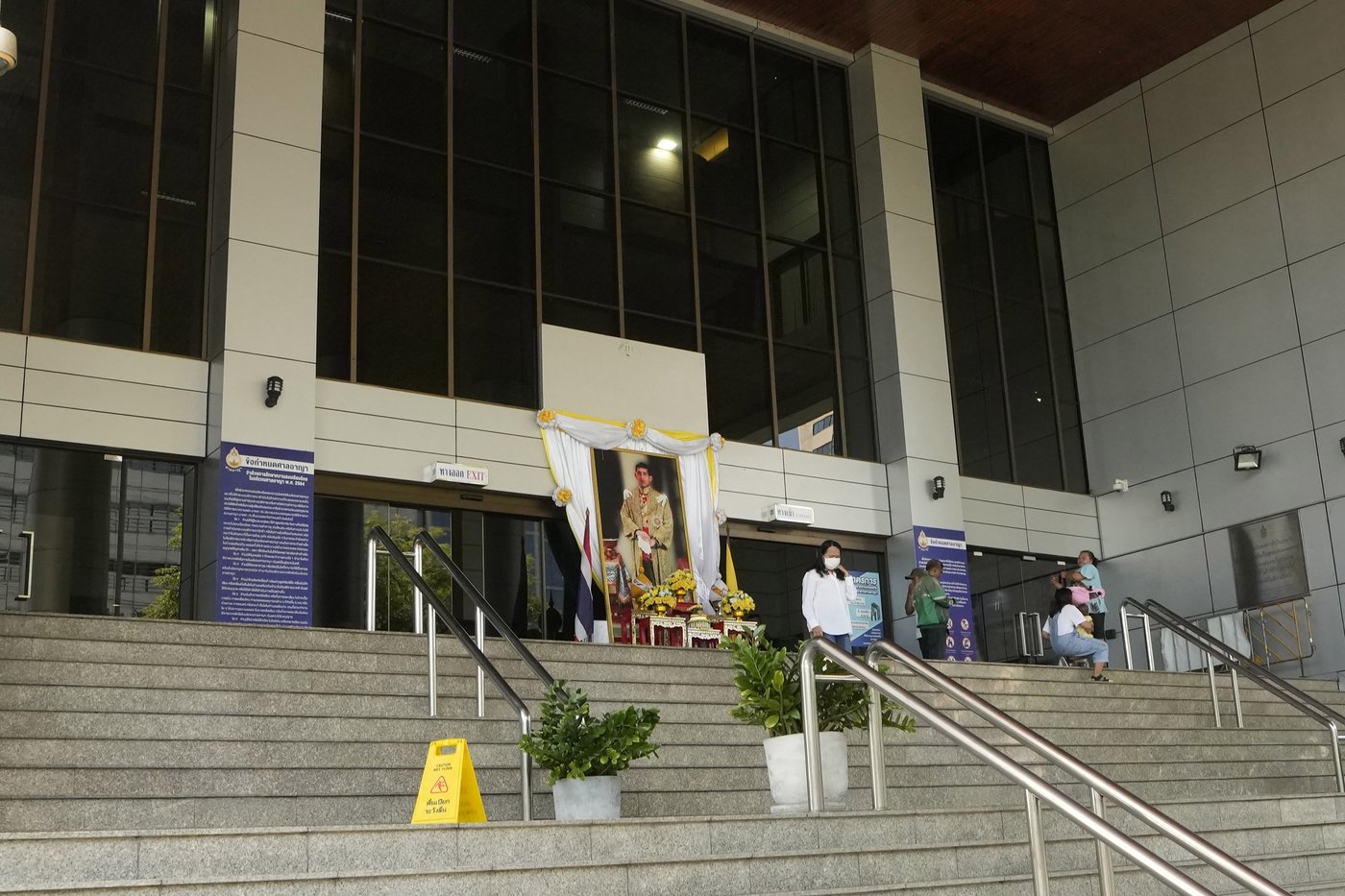 Thai court orders extradition of Vietnam activist who rights groups say will be at risk if returned | iNFOnews.ca Thai court orders extradition of Vietnam activist who rights groups say will be at risk if returned | iNFOnews.ca