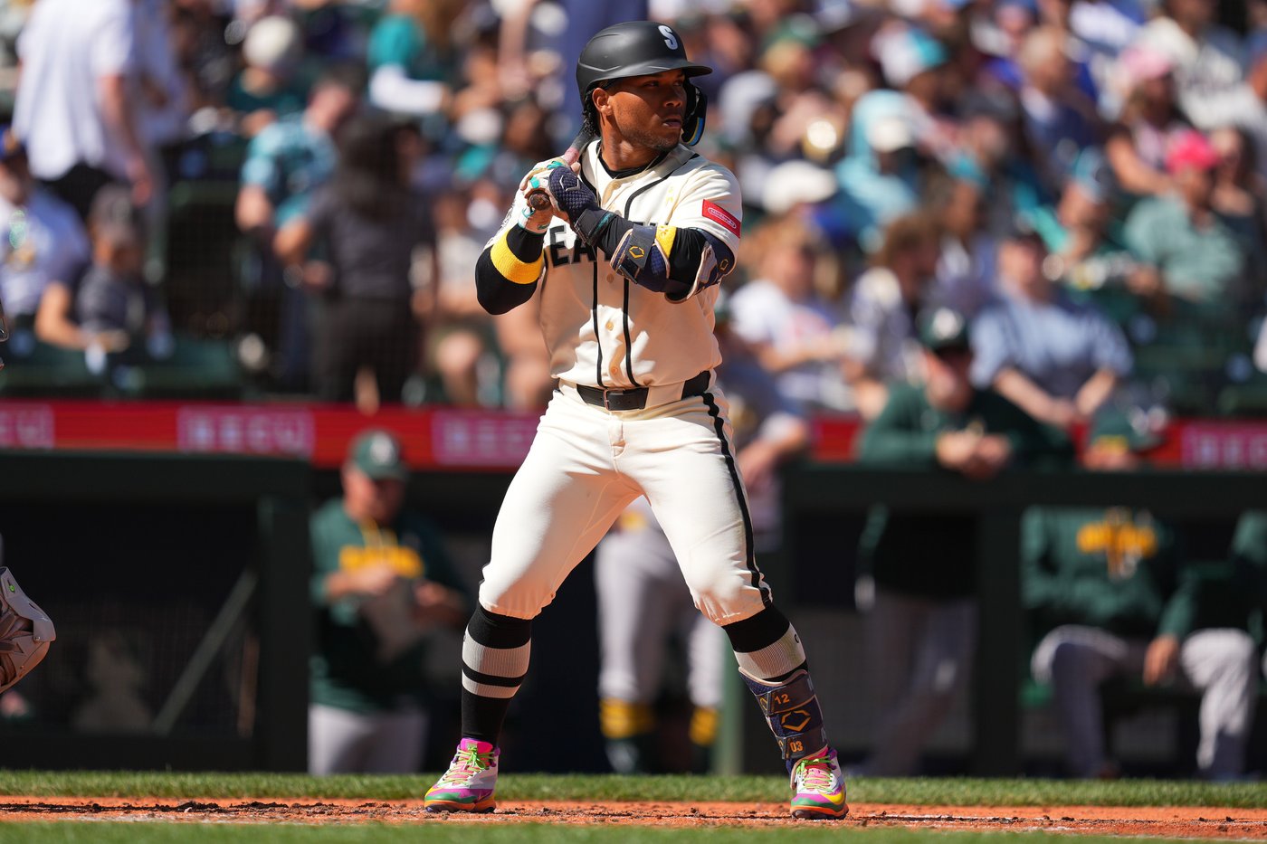 Mariners second baseman Michael Arroyo goes 0 for 3 in his MLB debut in win over A's | iNFOnews.ca Mariners second baseman Michael Arroyo goes 0 for 3 in his MLB debut in win over A's | iNFOnews.ca