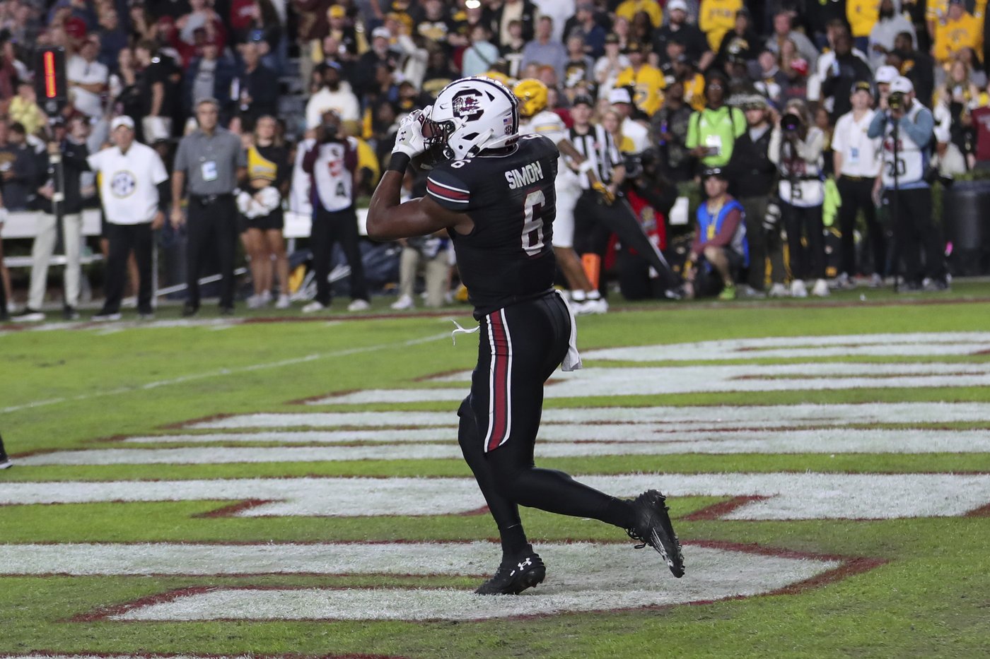 Sellers throws career-high 5 TD passes, No. 23 South Carolina beats No. 24 Missouri 34-30 | iNFOnews.ca Sellers throws career-high 5 TD passes, No. 23 South Carolina beats No. 24 Missouri 34-30 | iNFOnews.ca