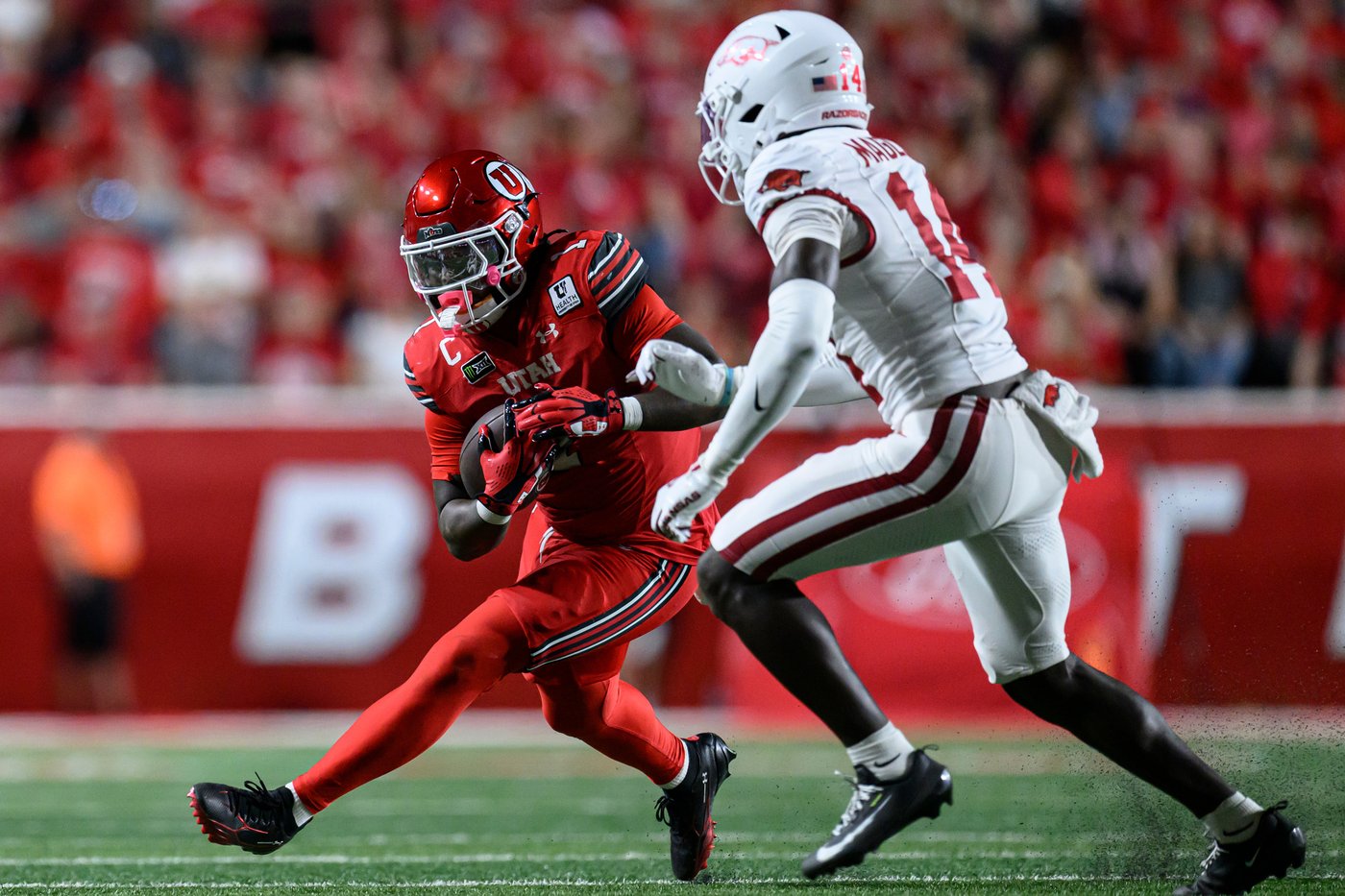 Dampier accounts for 4 touchdowns as No. 20 Utah dominates Arkansas | iNFOnews.ca