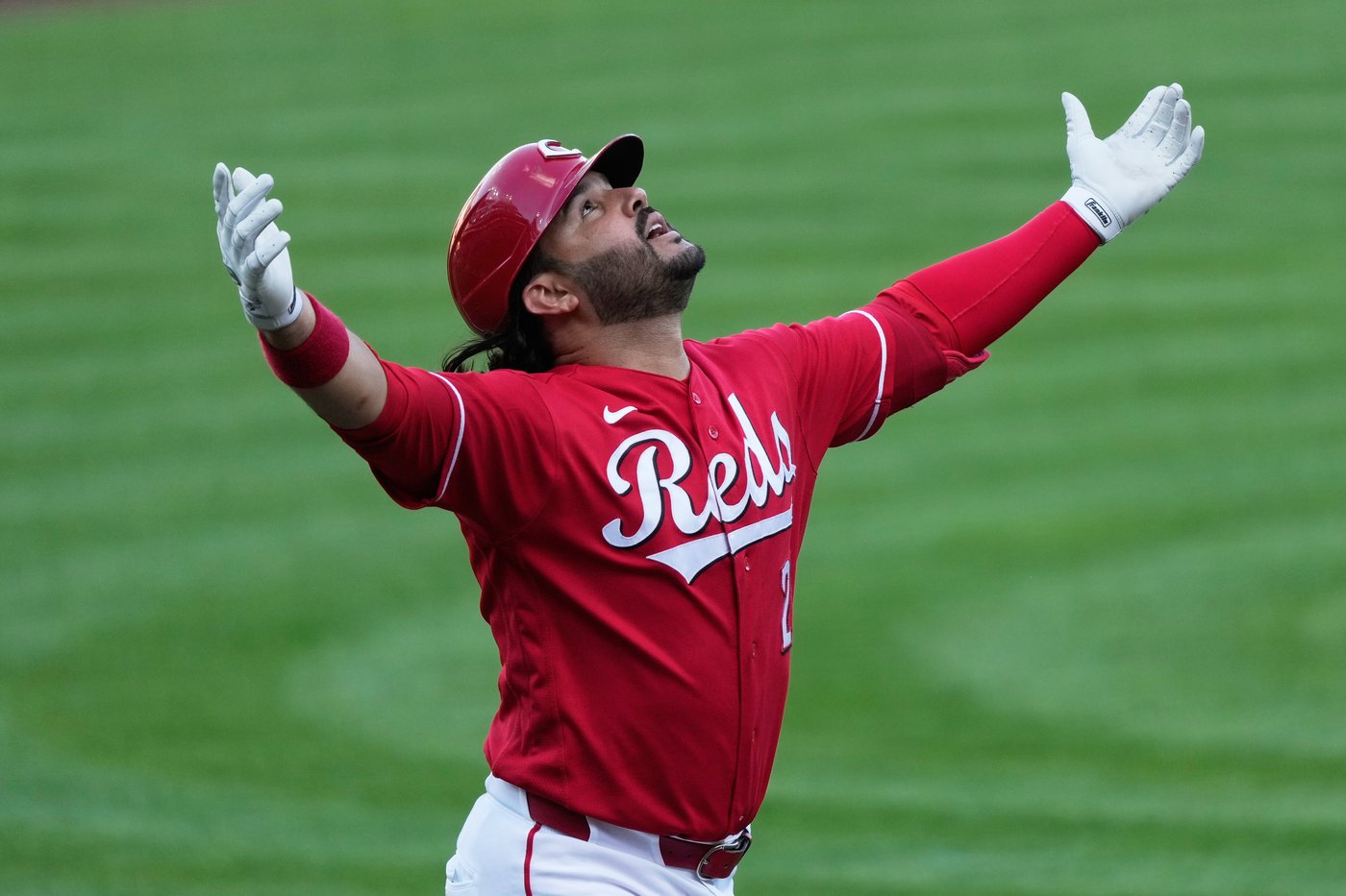 Suárez homers twice and drives in 6 to back Burns as Reds rout Mets 12-0 | iNFOnews.ca Suárez homers twice and drives in 6 to back Burns as Reds rout Mets 12-0 | iNFOnews.ca