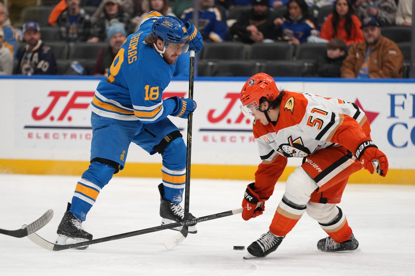 McTavish, Mintyukov score early to help Ducks beat Blues 4-1 | iNFOnews.ca McTavish, Mintyukov score early to help Ducks beat Blues 4-1 | iNFOnews.ca