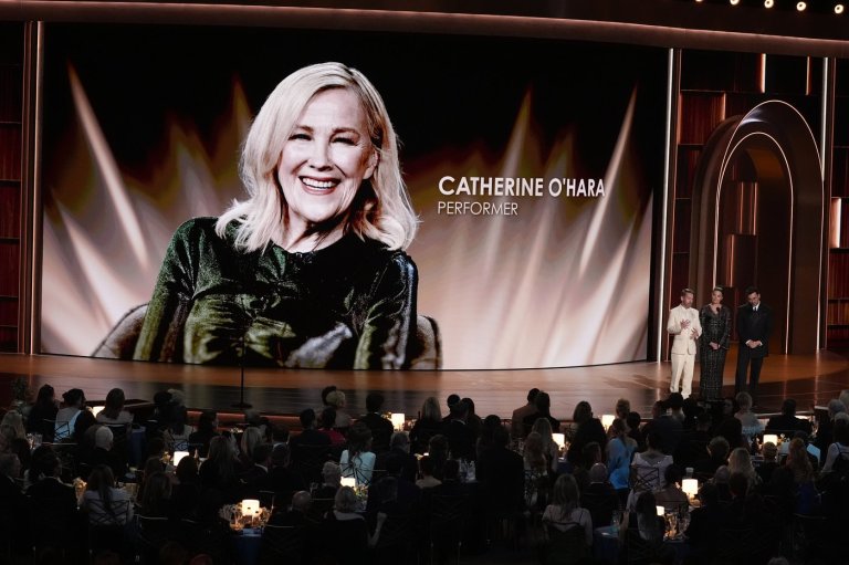 Macaulay Culkin and ‘Schitt’s Creek’ stars honor Catherine O’Hara in moving Emmys tribute | iNFOnews.ca