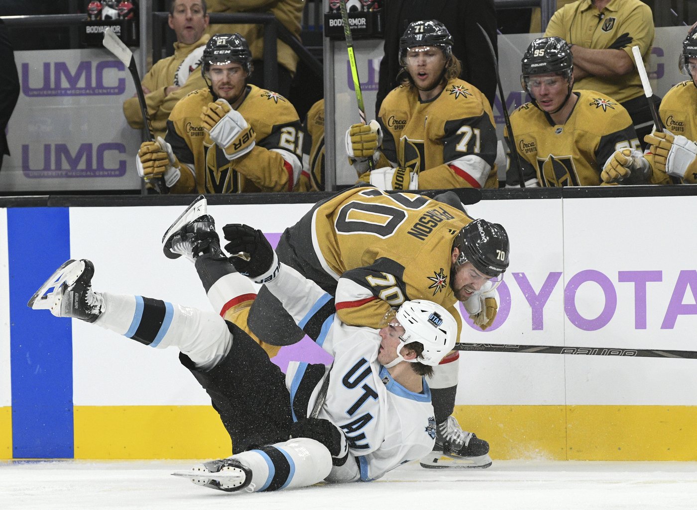 Jaxson Stauber registers first shut out of his career, Utah blanks Golden Knights, 6-0 | iNFOnews.ca