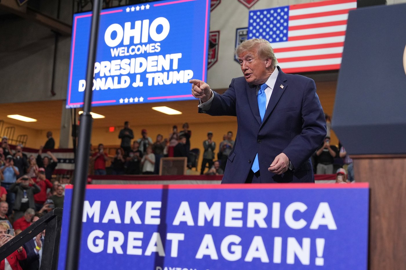 Disaster relief funding is creeping into Trump's midterm rhetoric. Critics say it has no place there | iNFOnews.ca