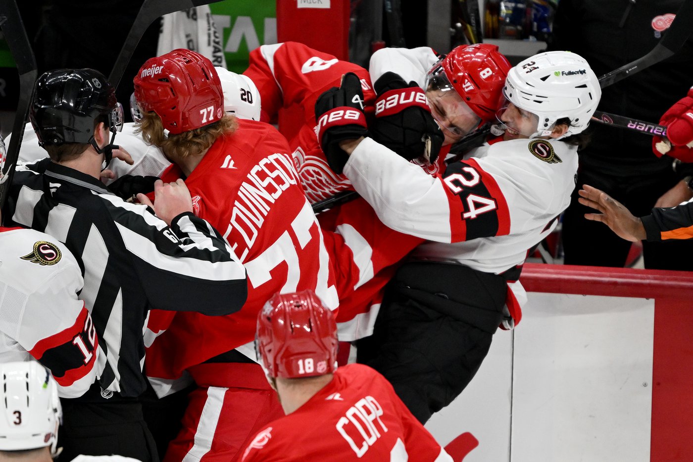 Alex DeBrincat scores in OT to give Red Wings 4-3 win over Senators | iNFOnews.ca Alex DeBrincat scores in OT to give Red Wings 4-3 win over Senators | iNFOnews.ca