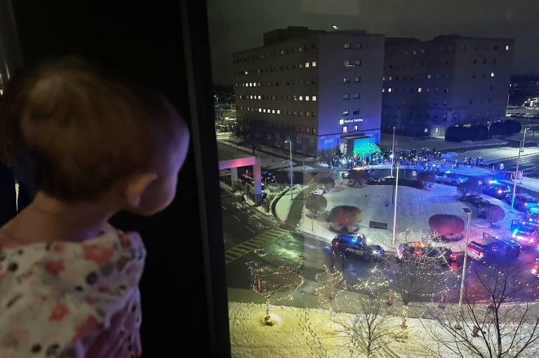 A nightly tradition brings light and hope to children at Michigan hospital | iNFOnews.ca
