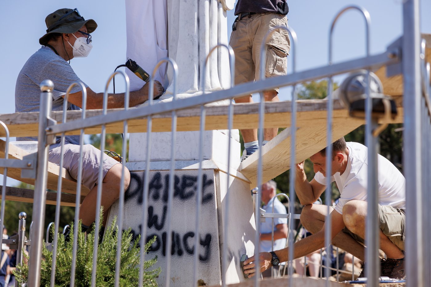 Bosnian authorities investigate desecration and fire damage at Medjugorje Virgin Mary shrine | iNFOnews.ca Bosnian authorities investigate desecration and fire damage at Medjugorje Virgin Mary shrine | iNFOnews.ca