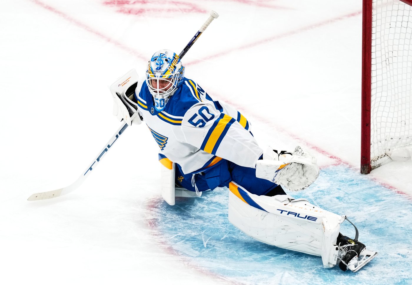 Jordan Binnington's body of work keeps him in Canada’s Olympic net | iNFOnews.ca