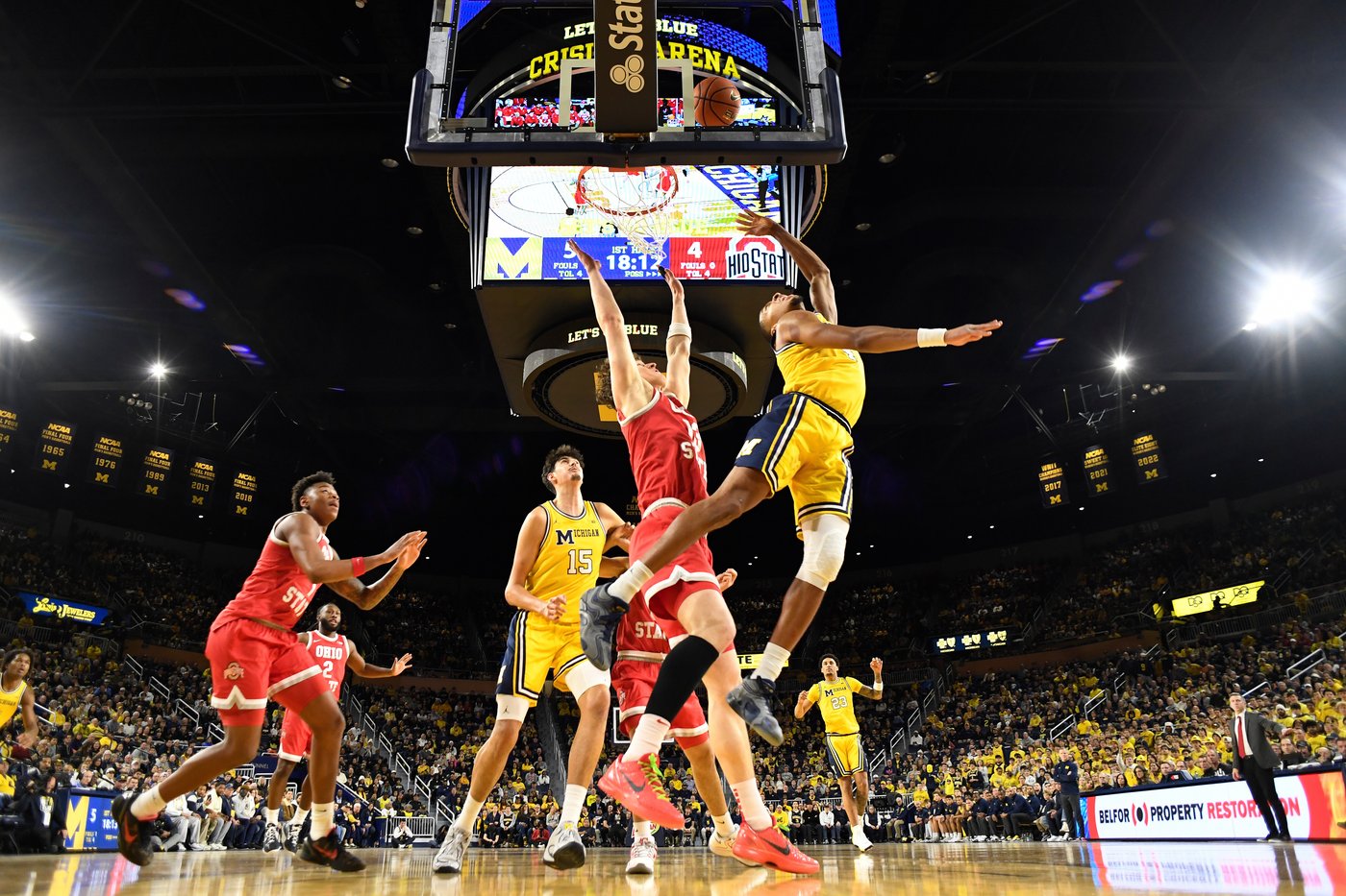 Yaxel Lendeborg scores 18 points, grabs 9 rebounds and No. 3 Michigan beats Ohio State 74-62 | iNFOnews.ca