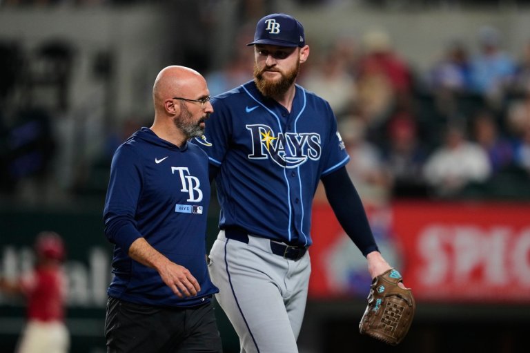 Dehydrated MLB saves leader Bryan Baker leaves in 9th as Rays win anyway and he says he's OK | iNFOnews.ca