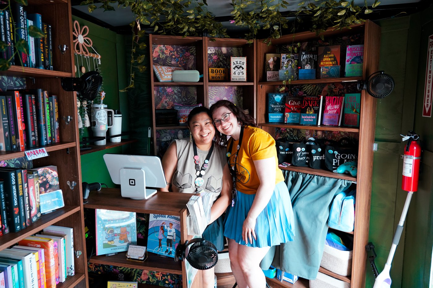 Independent bookstores are multiplying, although many people still think they're dying out | iNFOnews.ca