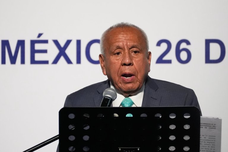 Former Mexico immigration chief apologizes for deadly detention center fire | iNFOnews.ca