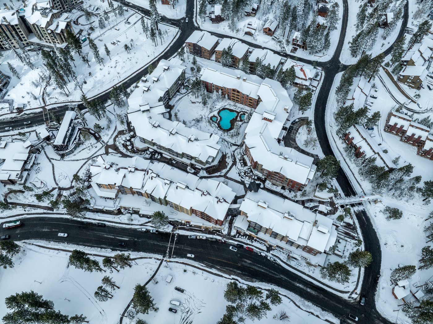 California ski resort extends its season after a major spring snowstorm | iNFOnews.ca