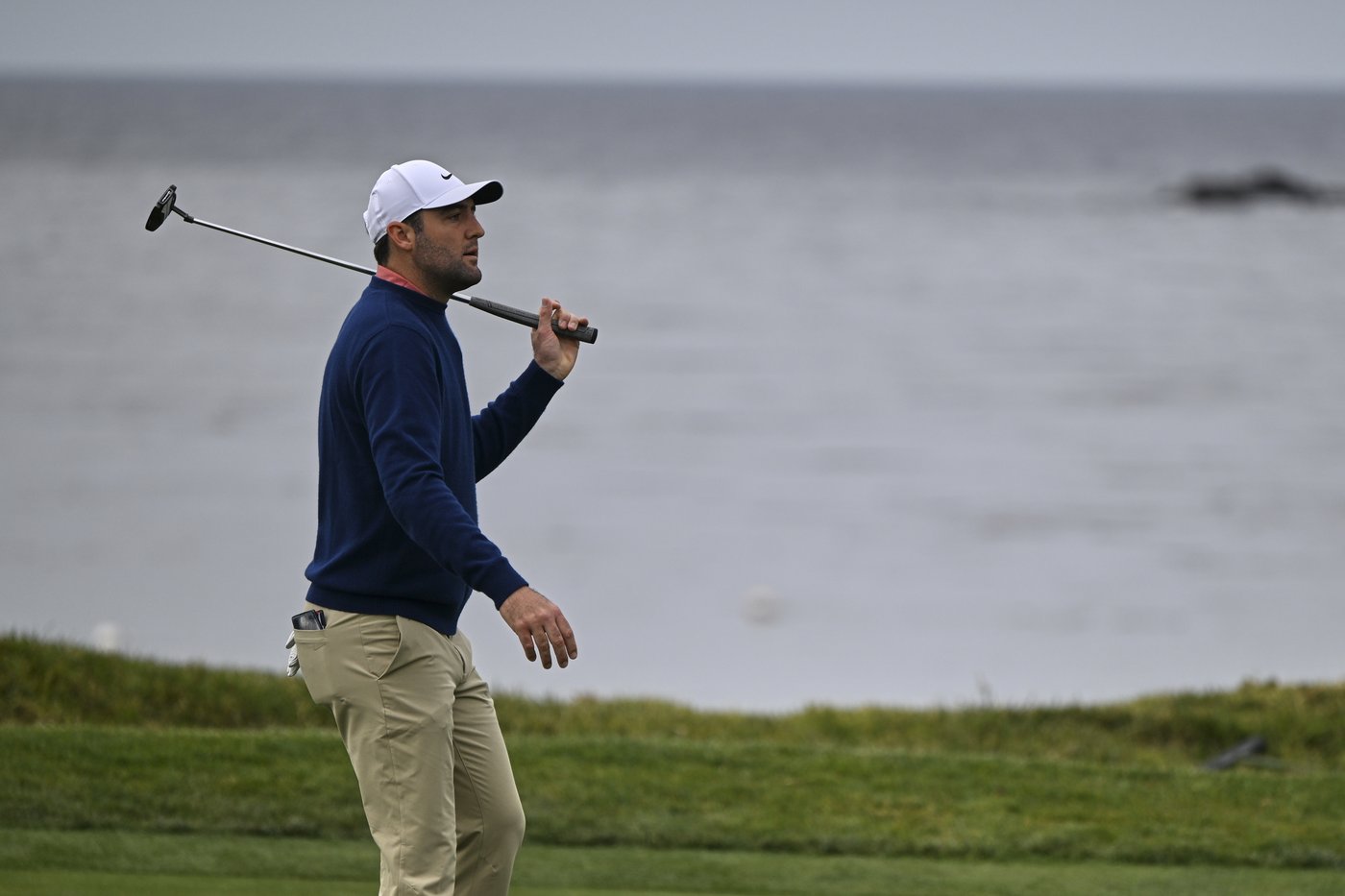 Scottie Scheffler's day on the beach leads to a par-saving end to his round | iNFOnews.ca Scottie Scheffler's day on the beach leads to a par-saving end to his round | iNFOnews.ca