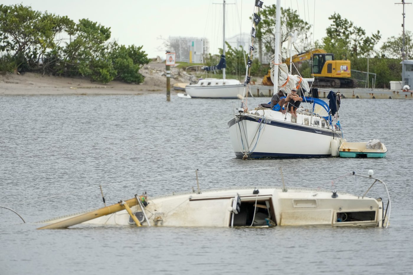The Latest: Milton causes widespread power outages and several deaths in Florida | iNFOnews.ca