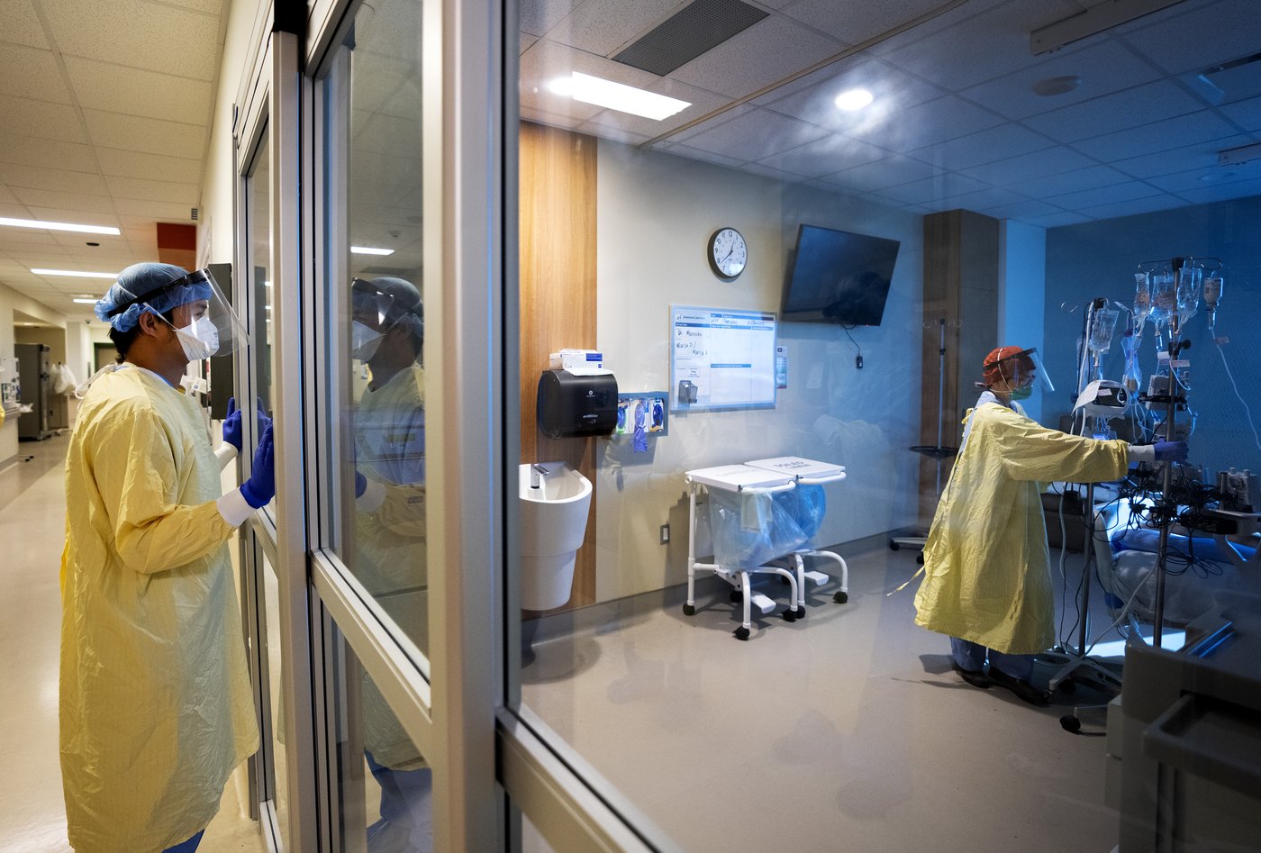 Focus on vulnerable communities, improve data sharing before next pandemic: report | iNFOnews.ca