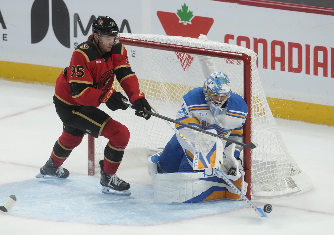 Senators come up flat against Blues as power play continues to struggle | iNFOnews.ca