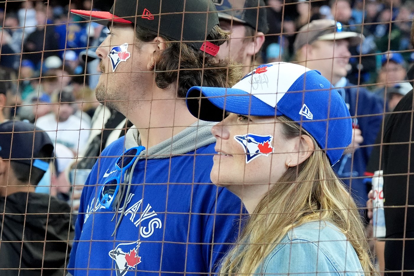 Photo Gallery: Mariners take 3-2 lead in ALCS with 6-2 win in Game 5 | iNFOnews.ca