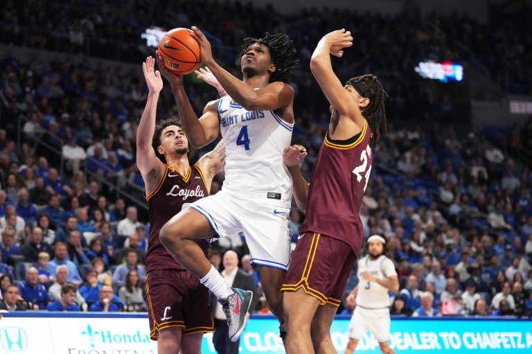 No. 25 Saint Louis beats Loyola Chicago 79-65 to earn top seed in A-10 tourney | iNFOnews.ca
