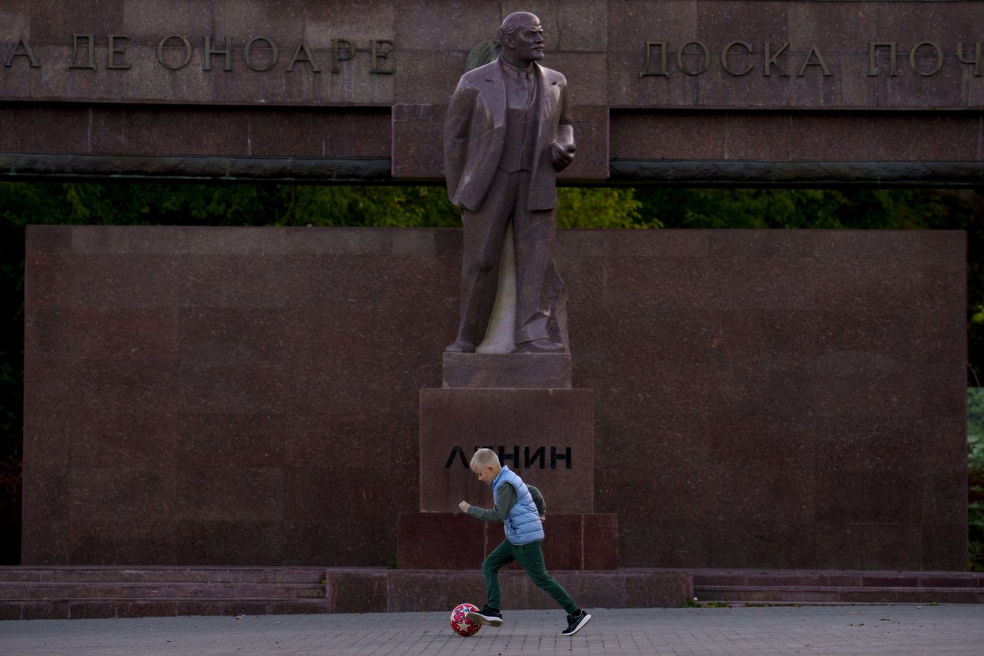 Moldovans to choose president in decisive runoff overshadowed by fraud and intimidation claims | iNFOnews.ca