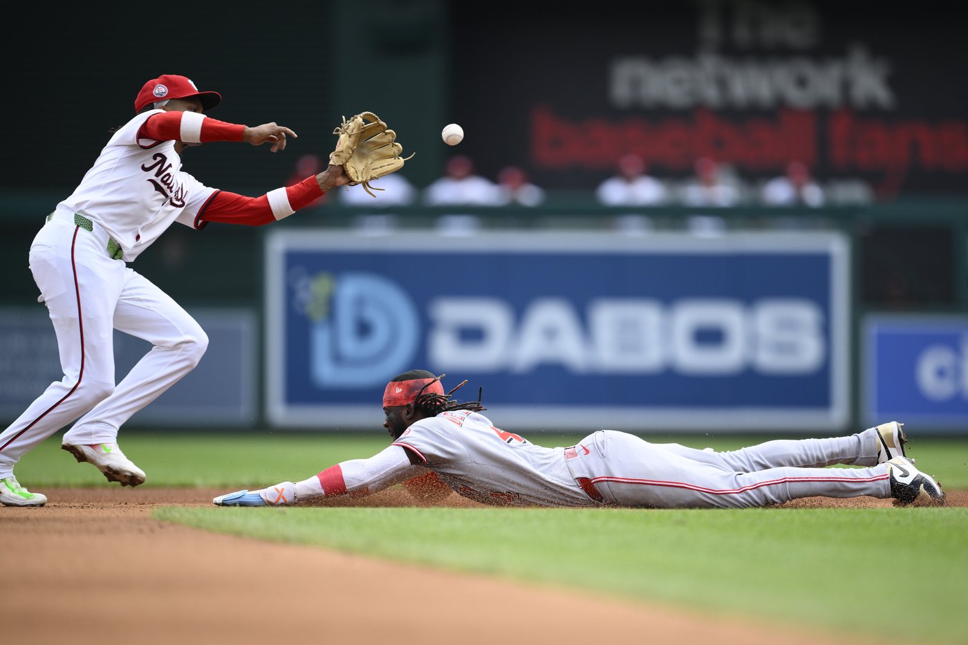 Nick Lodolo pitches his 1st complete game as Reds beat Nationals 5-0 | iNFOnews.ca