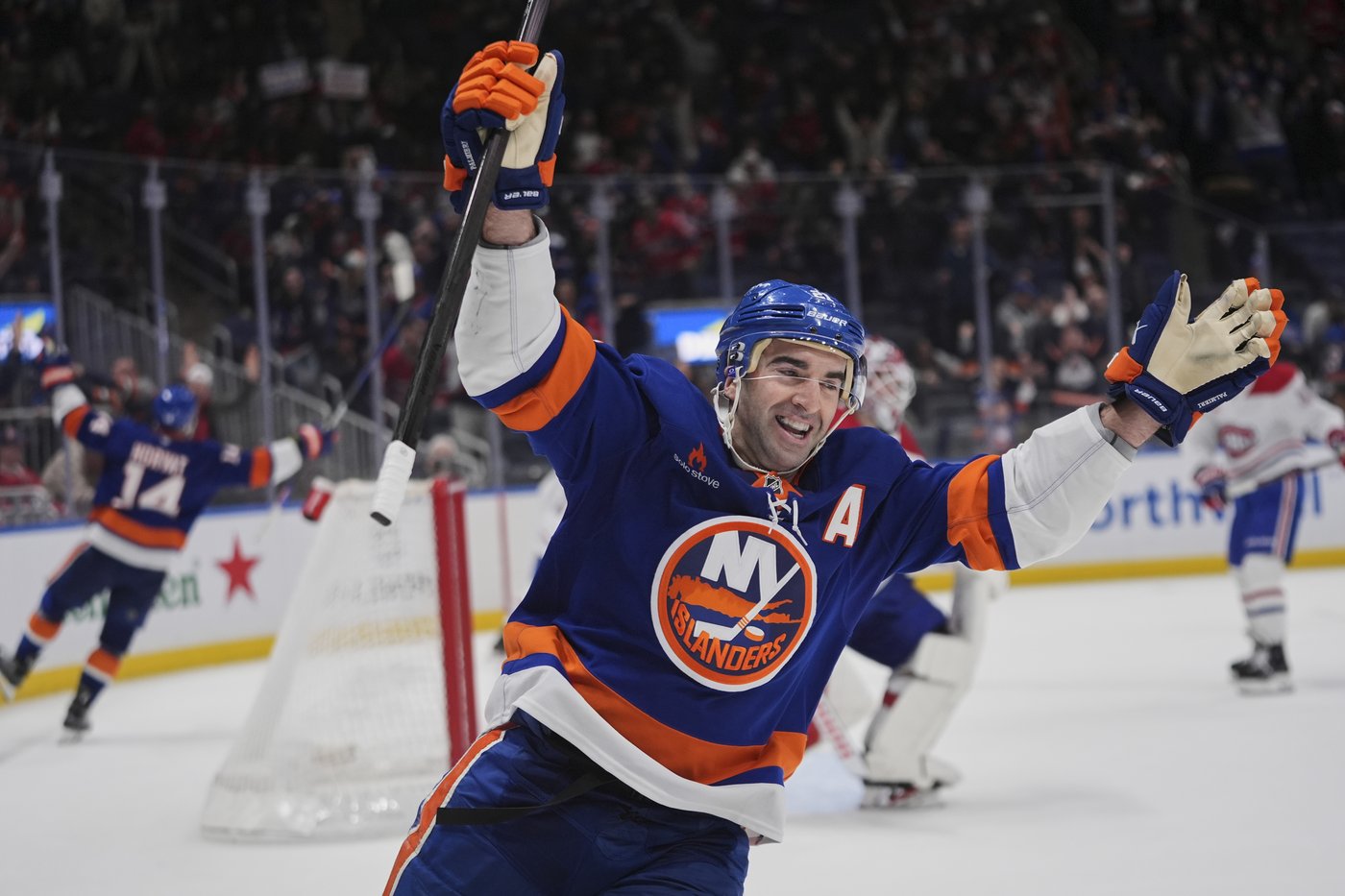 Horvat's overtime goal and Sorokin's 38 saves and 2 assists lift Islanders to 4-3 win over Canadiens | iNFOnews.ca
