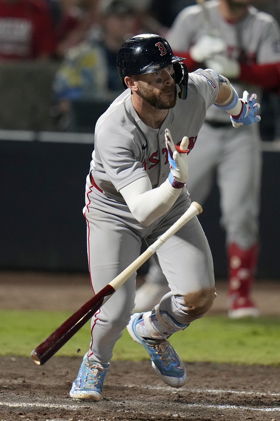 Story hits go-ahead single in 9th and Red Sox top Rays 6-3 to keep pace in playoff chase | iNFOnews.ca