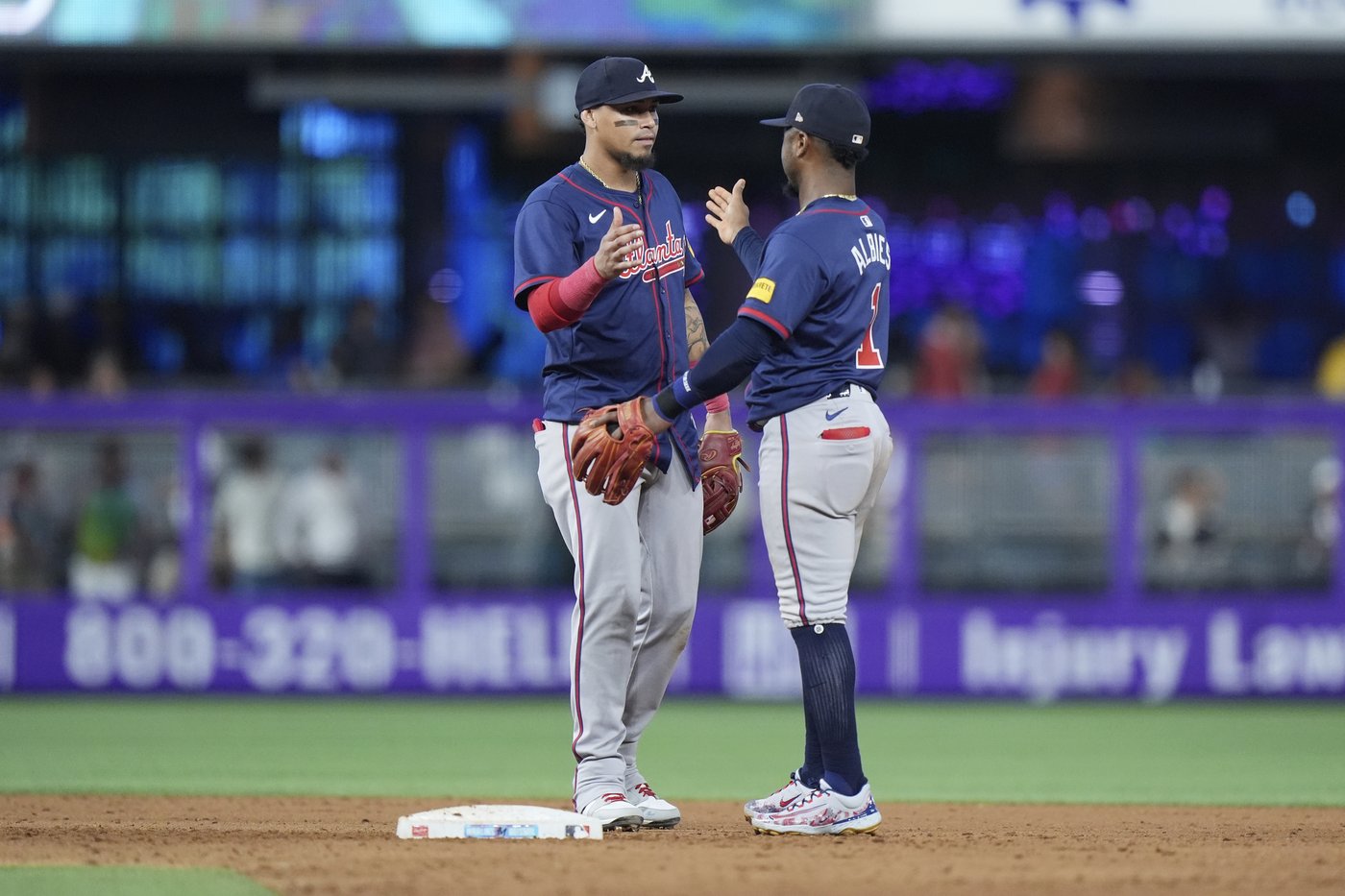 Albies, Urshela homer as Braves edge Marlins 5-4 | iNFOnews.ca Albies, Urshela homer as Braves edge Marlins 5-4 | iNFOnews.ca