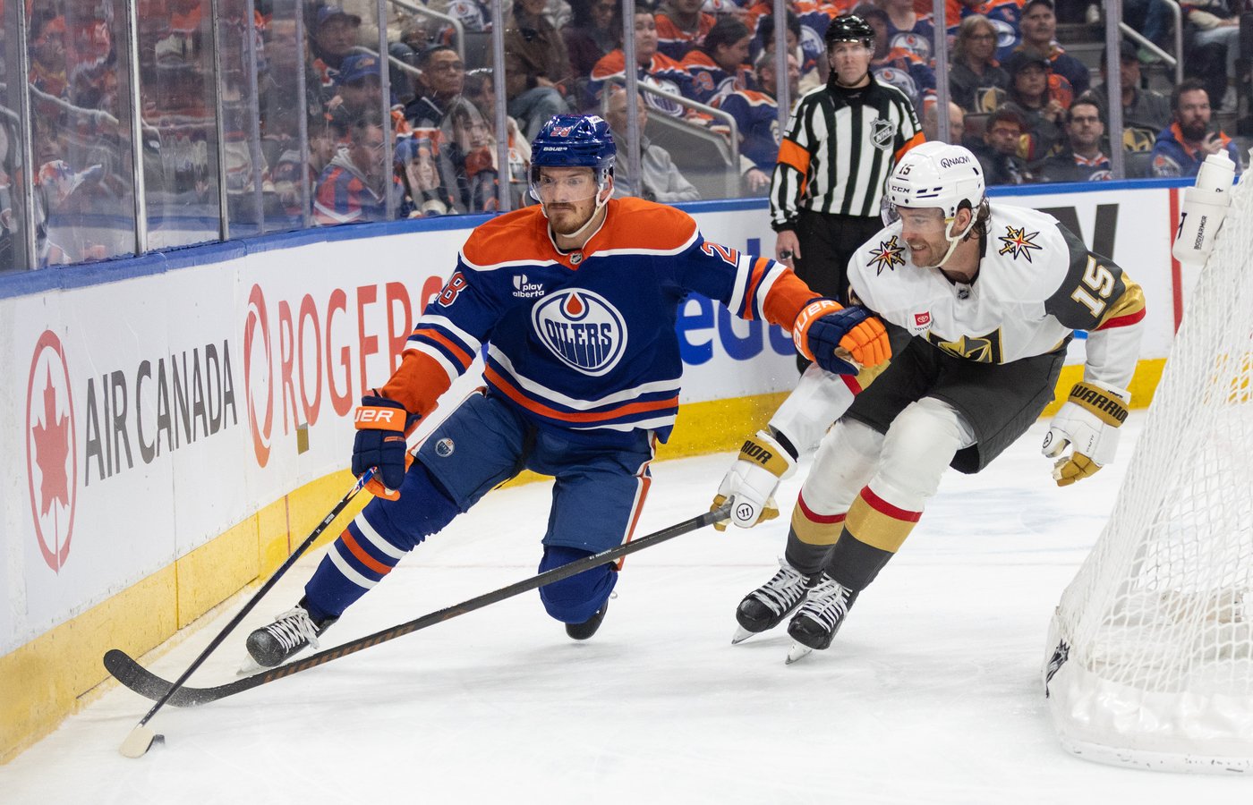 Eichel helps Golden Knights rule over Oilers 5-1 | iNFOnews.ca Eichel helps Golden Knights rule over Oilers 5-1 | iNFOnews.ca