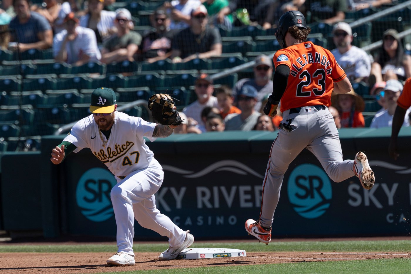 Henderson hits 2 homers, Orioles score 7 unanswered runs to rally past Athletics 8-5 | iNFOnews.ca Henderson hits 2 homers, Orioles score 7 unanswered runs to rally past Athletics 8-5 | iNFOnews.ca