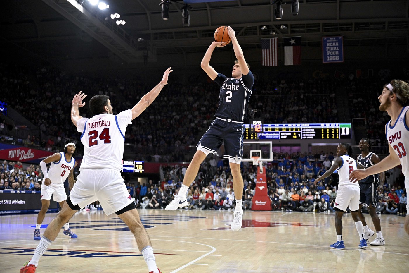 Flagg's double-double leads No. 4 Duke to an 8th straight win, 89-62 over SMU | iNFOnews.ca